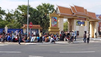 ពលរដ្ឋ​ប្ដេជ្ញា​ទាមទារ​សំណង​ដីធ្លី​ពី​រដ្ឋាភិបាល​ និង​ក្រុមហ៊ុន​សាងសង់​​វាល​យន្តហោះ​ថ្មី​ដល់​ជីវិត​ចុង​ក្រោយ