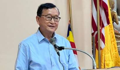 Rainsy cannot set conditions for his return, says Eysan 