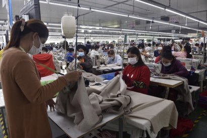 Cambodian garment workers’ monthly minimum wage nudged up to US$204